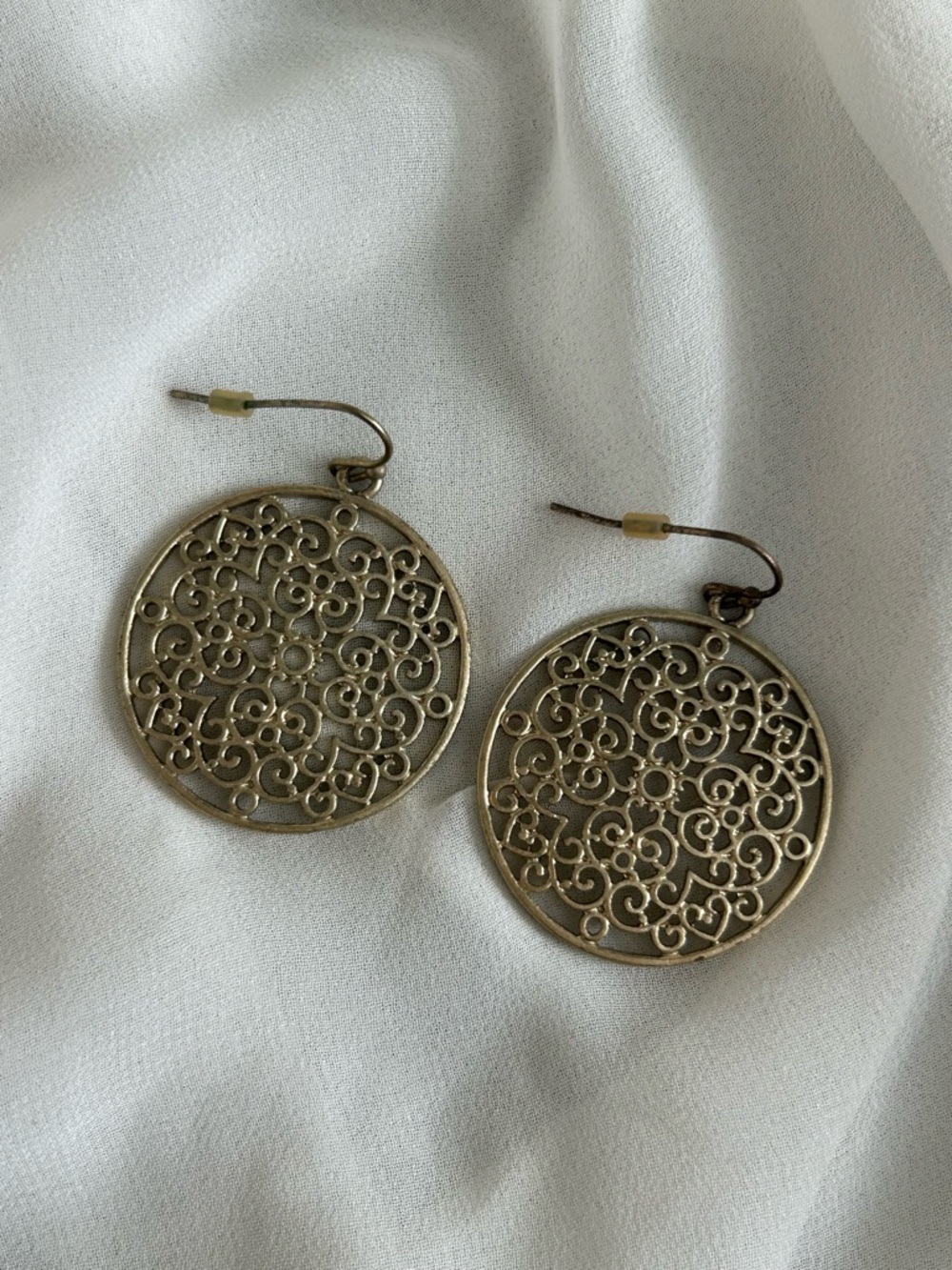 Vintage Gold‑Tone Filigree Medallion Dangle Earrings